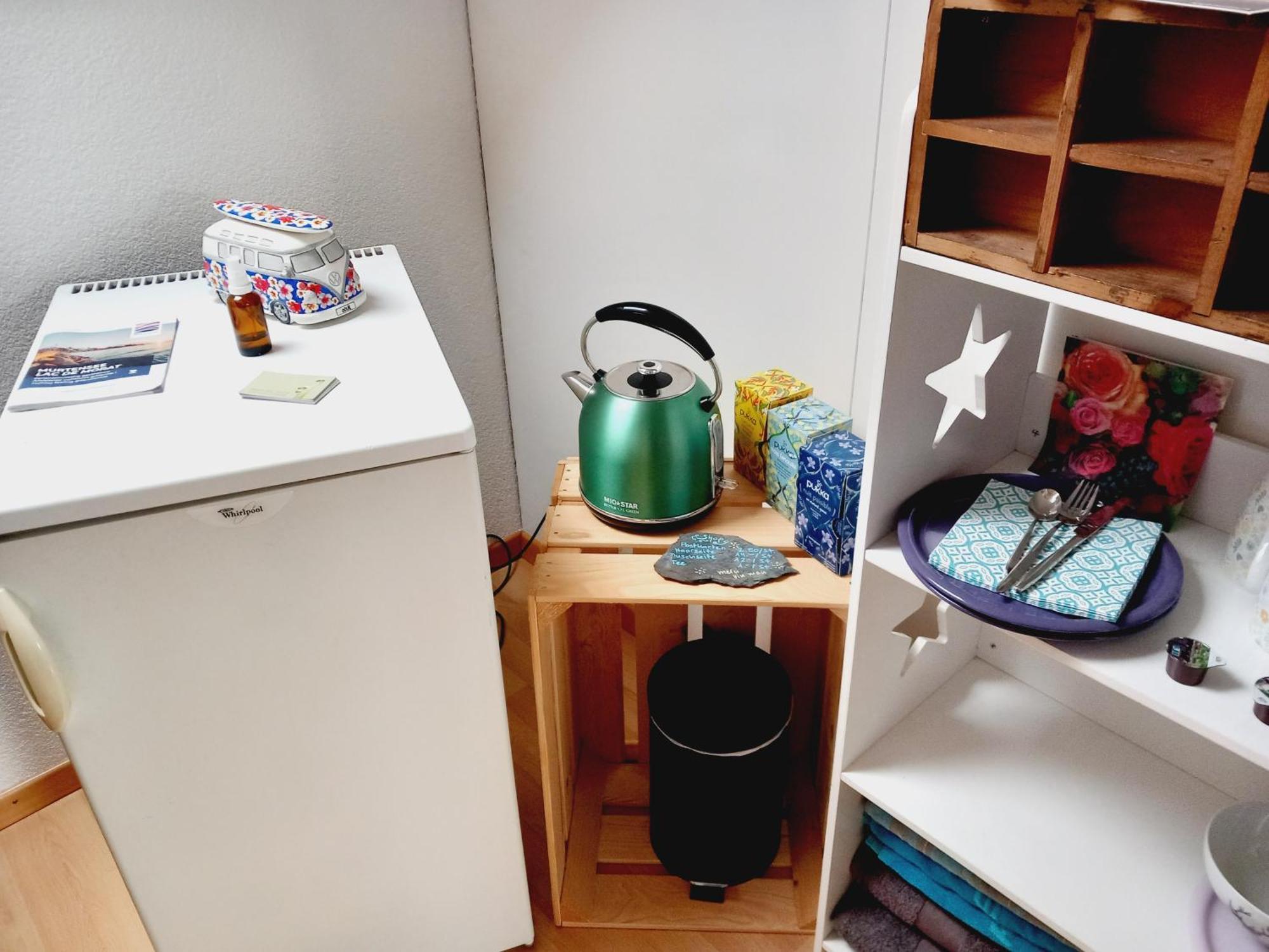 Gemuetliches Zimmer In Muntelier Nahe Am See Appartement Buitenkant foto